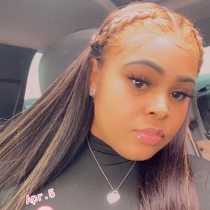 Meet your Posher, Arisha